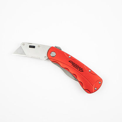 Nerrad folding utility knife with scraper